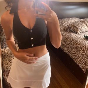 crop black collared tank 🌷